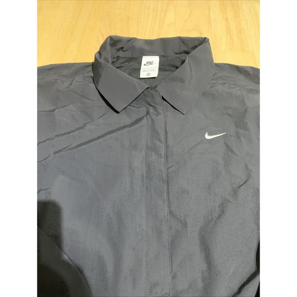 Nike Sportswear Essential Women's Oversized UV Woven Coaches' Jacket Size S - Picture 4 of 10